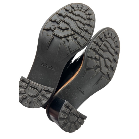 Clarks Trace Glow Black Leather Heeled Booties - Picture 7 of 10